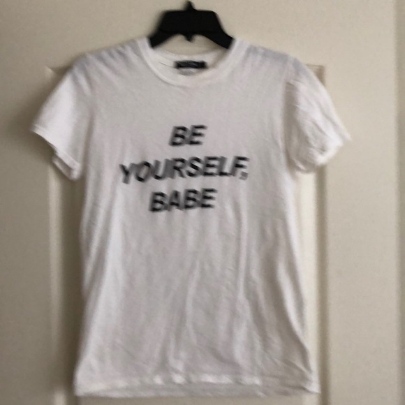 T shirt - Picture 2 of 4